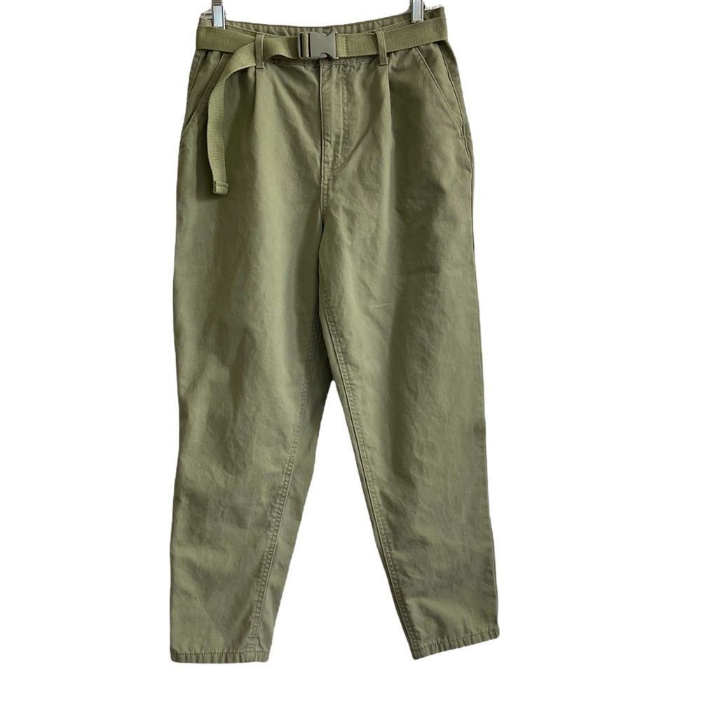 Forever 21 khaki pants M